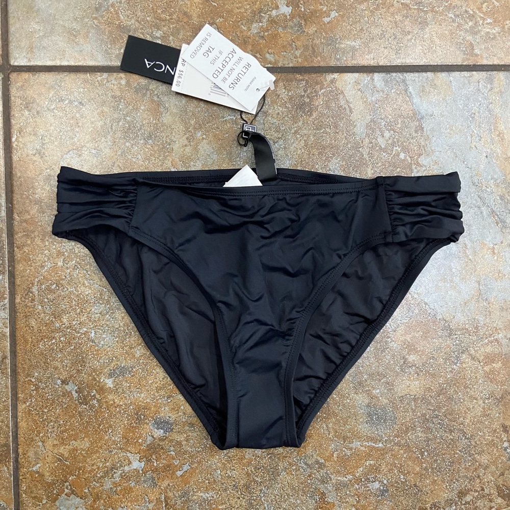 La Blanca Classic Black Bikini Bottom - Picture 2 of 9